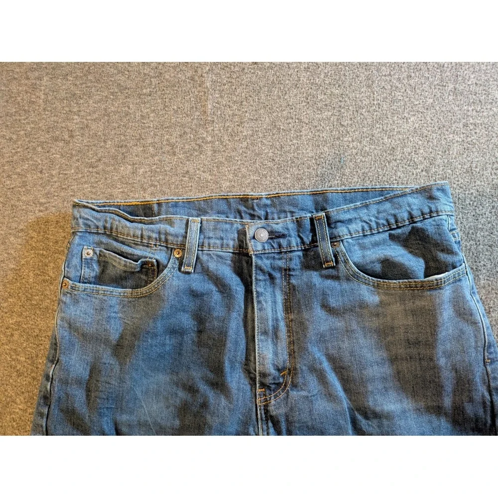 Levi's Jeans Mens 541 Denim Straight Leg Size 36x32 Medium Wash